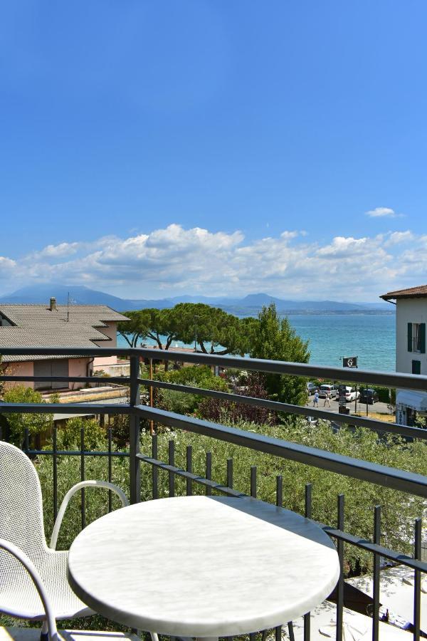 Hotel Marolda Sirmione Exterior photo